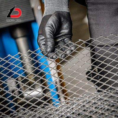 5030X 1230mm Grid Size35*25mm, 3mm 11 Gauge Thick Aluminum Diamond Mesh Panel