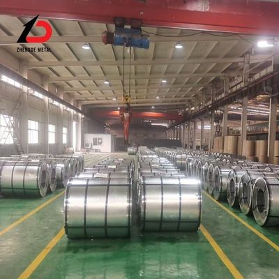 अच्छी मशीनीकरण ASTM A653 G60 G90 0.3 मिमी-3 मिमी नियमित स्पैंगल जस्ती स्टील कॉइल्स ग्राहक आवश्यकताओं के अनुसार