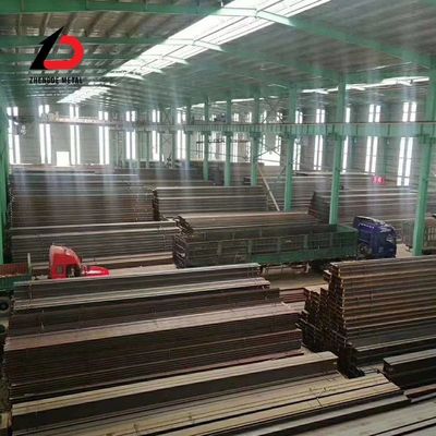 पर्याप्त स्टॉक गर्म लुढ़का हुआ एच बीम W4 W5 W6 W8 कम मिश्र धातु S235jr A36 S275jr Ss400 अनुकूलित आयाम
