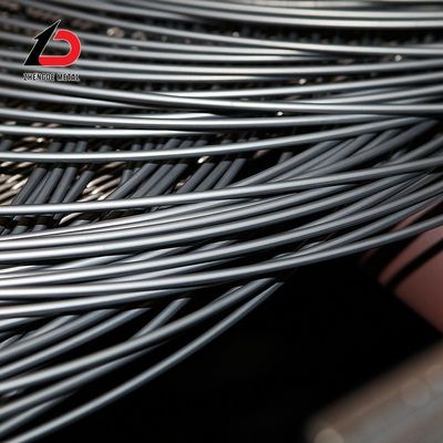 उच्च कार्बन स्टील तार 0.4mm मिश्र धातु स्टील गर्म लुढ़का Q195 Q235 कम कार्बन स्टील लोहे के तार