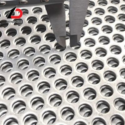 ऑडियो स्पीकर 1m X 2m 1.22m X 2.44m धातु छिद्रित जाल 1.5mm 2.0mm