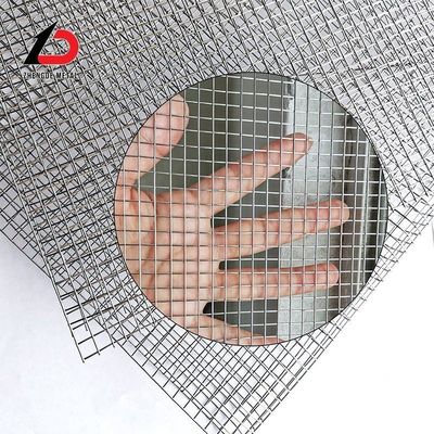 1/2 X 1 1 X 1 गर्म डुबकी वेल्डेड जस्ती लोहे के तार जाल 16 गेज इलेक्ट्रो वर्ग छेद