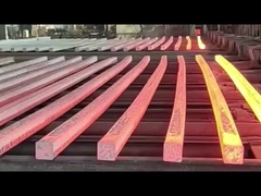 गर्म लुढ़का हुआ चौकोर स्टील बार ASTM A36 स्टील चौकोर बार A572 A992 S235jr